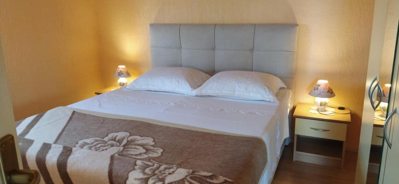 Apartment Dajana 4+2 Čižići Exteriér fotografie